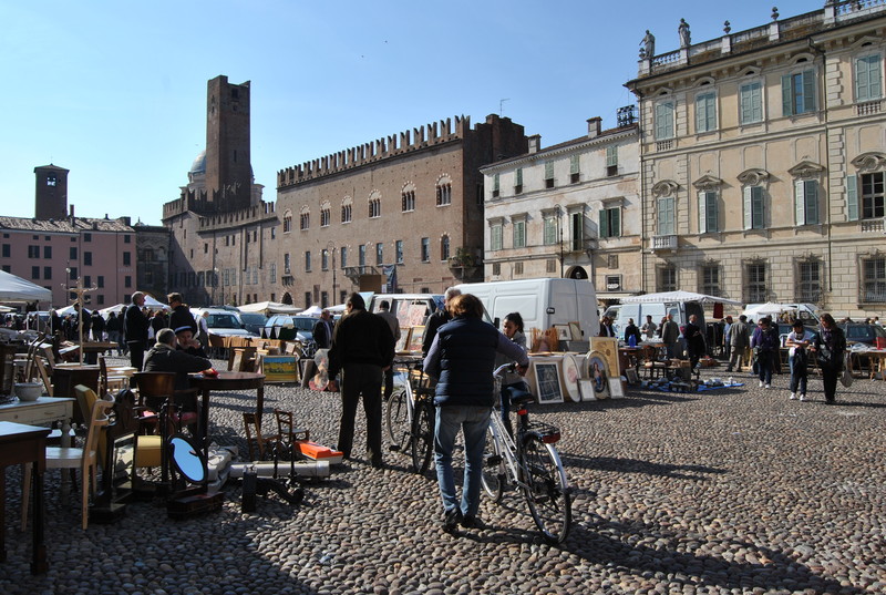 ''Il mercato'' - Mantova
