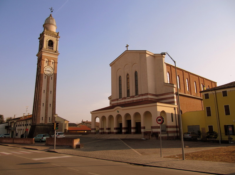 ''Spazio urbano di forma variabile più o meno ampio'' - Borgoricco