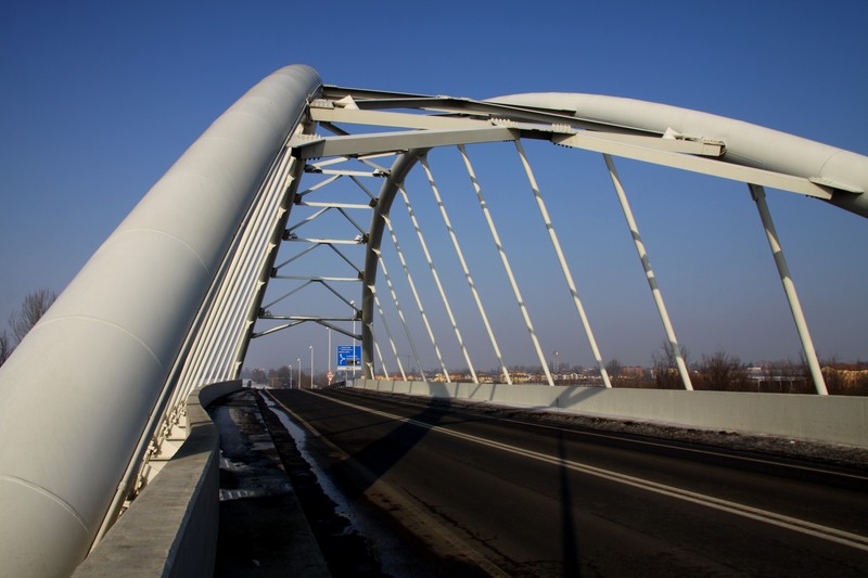 ''Imitando Calatrava'' - Bagnolo in Piano