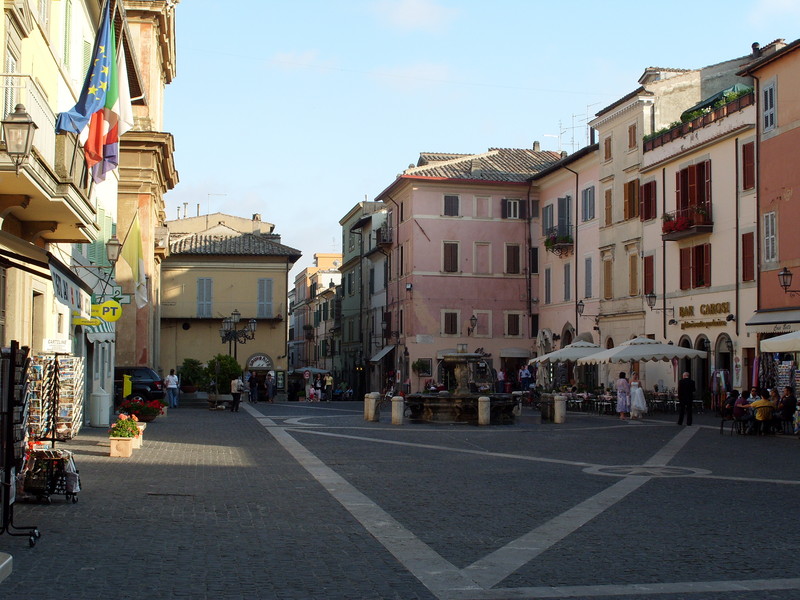 ''“Aria … a fior di lago”'' - Castel Gandolfo