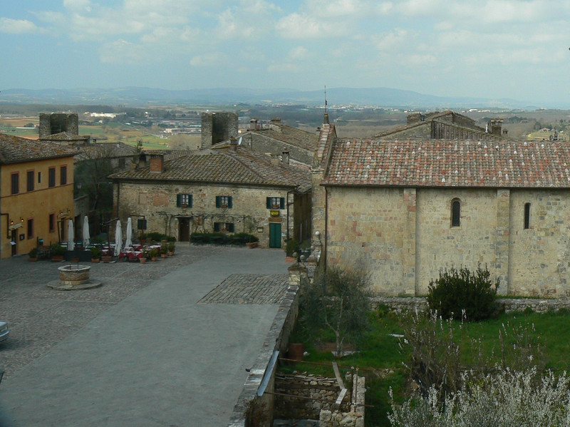 ''Piazza Roma'' - Monteriggioni