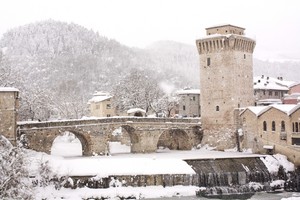 Il Ponte Romano sotto il Nevone del 12