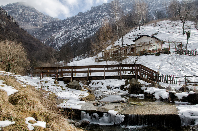''Ponte di legno sotto il Resegone montagna di Lecco'' - Erve