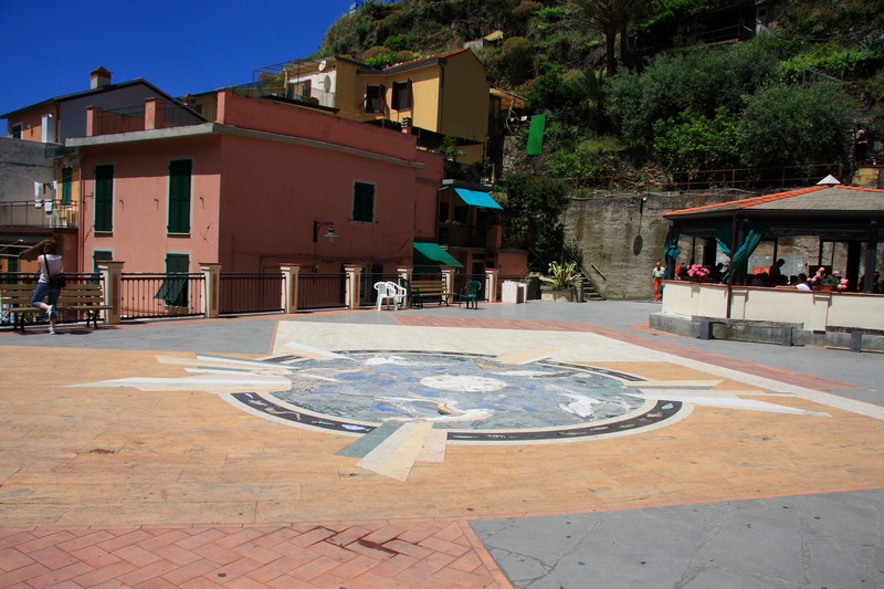 ''piazza dario capellini – Manarola'' - Riomaggiore