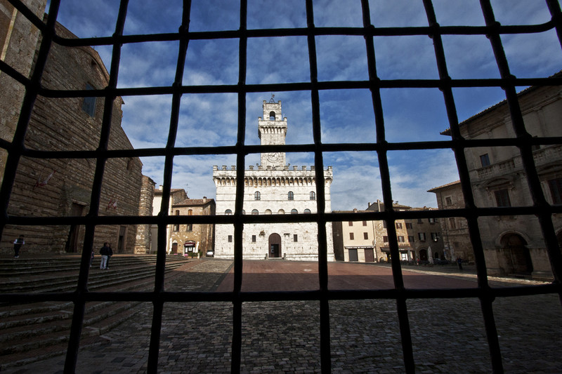 ''Imprigionata'' - Montepulciano