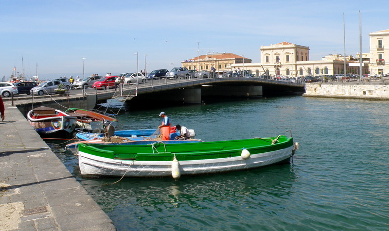 ''Collegamento Isola Ortigia con terraferma.'' - Siracusa