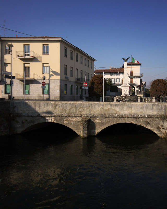 ''Sul naviglio'' - Calcio