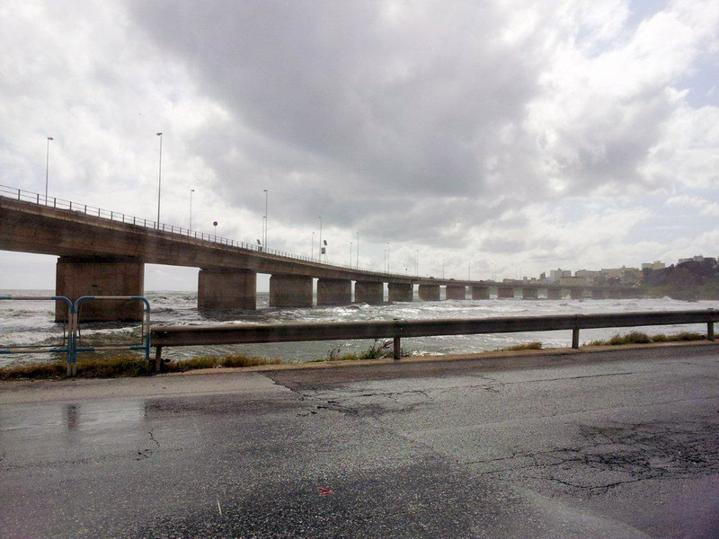 ''attraversando il mare'' - Augusta