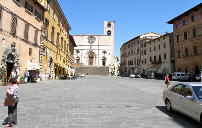 ''Piazza con Palazzi Pubblici medievali.'' - Todi