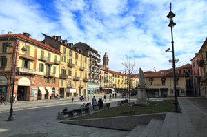 Piazza Liderico Vineis
