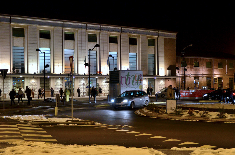 ''Arrivi e partenze'' - Reggio Emilia