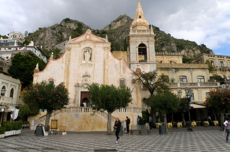 ''Piazza IX Aprile'' - Taormina