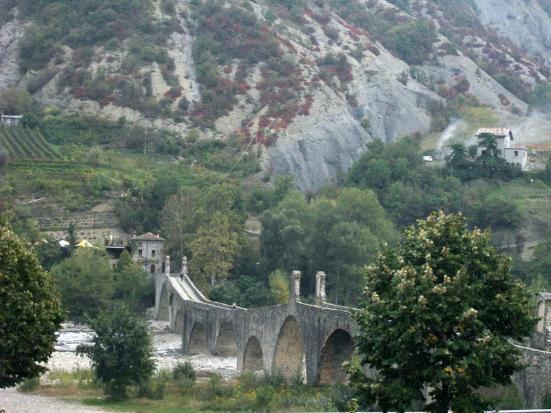 ''AUTUNNO  AL  PONTE  GOBBO'' - Bobbio