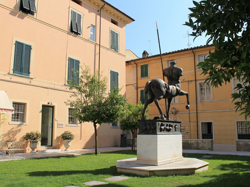 ''Piazzetta del Centauro'' - Pietrasanta