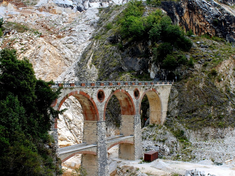 ''I paesaggi delle cave: Ponti di Vara'' - Carrara