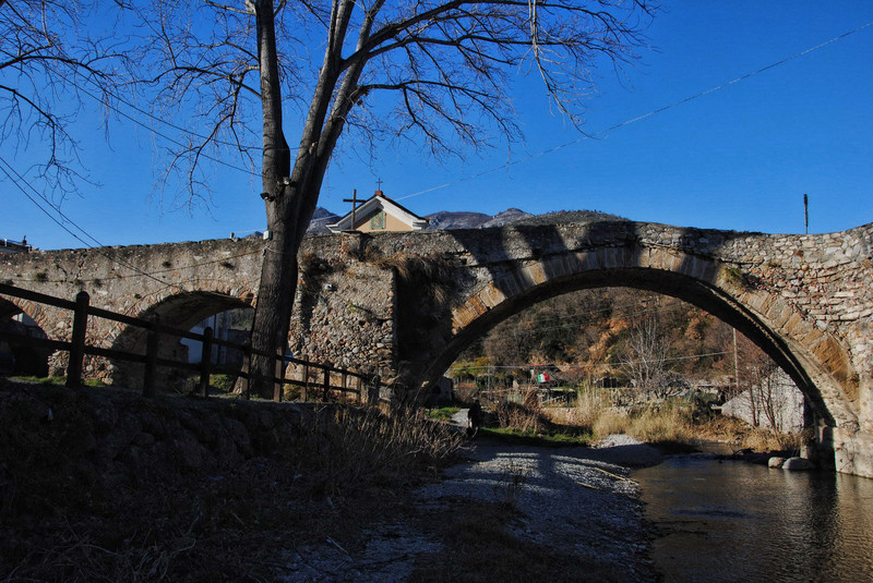 ''ponte trecentesco'' - Toirano
