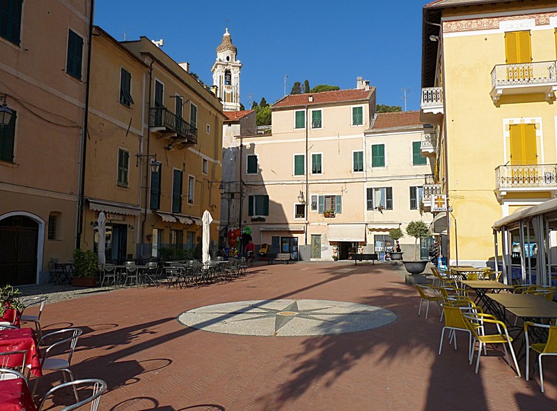 ''piazza Garibaldi'' - Laigueglia