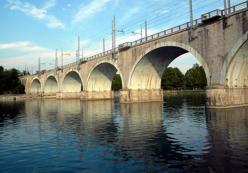 32536-800x559 32536-800x559