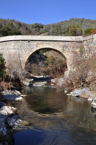 Ponte sul torrente Nervia