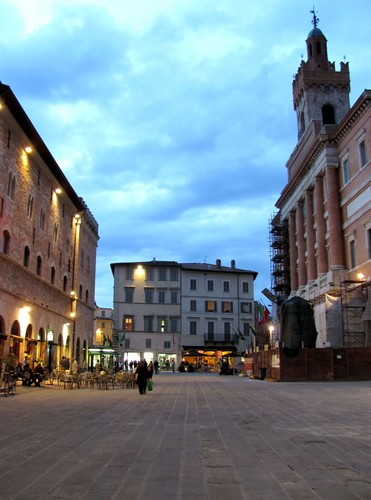 33158-595x800 33158-595x800