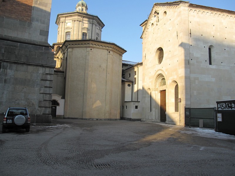 ''Piazza Battistero (San Giovanni Battista)'' - Varese