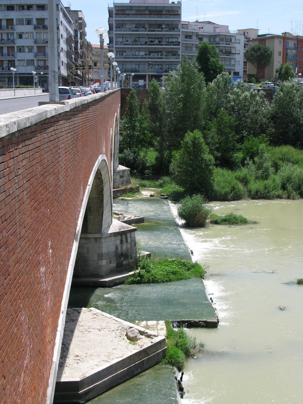 ''Ponte Vanvitelli detto anche “u’ ponte ‘e Calore”.'' - Benevento
