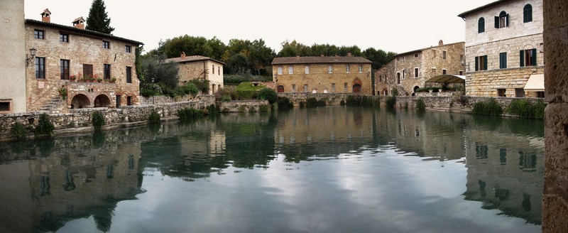 ''Piazza delle Sorgenti'' - San Quirico d'Orcia