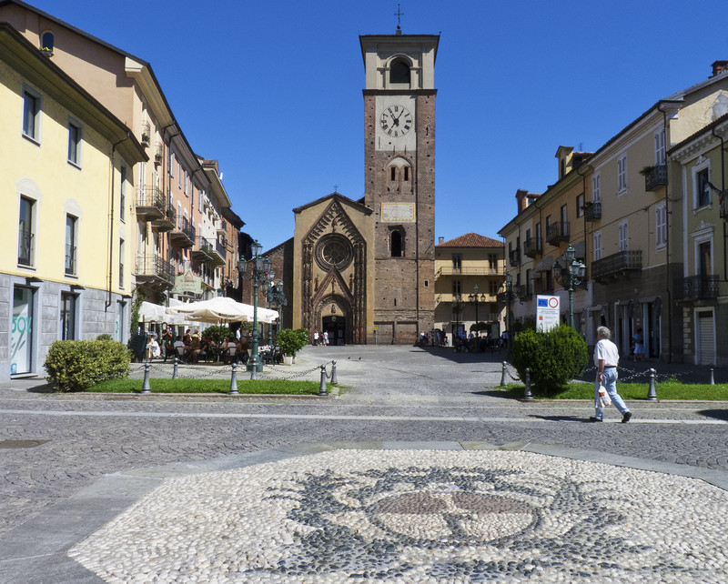 ''Ma il cielo è sempre più blu (uuu – uuu)'' - Chivasso
