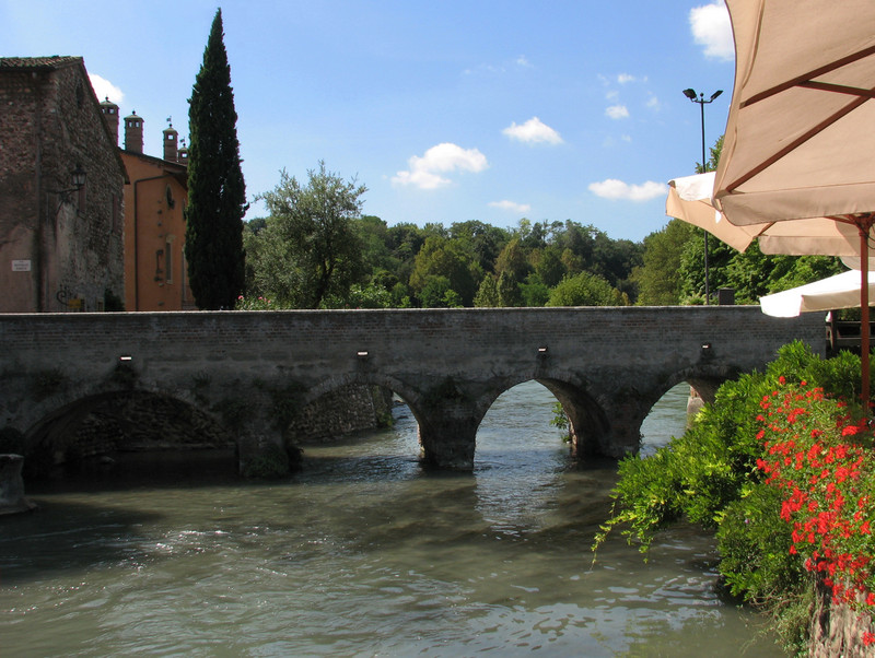 ''Un tocco floreale'' - Valeggio sul Mincio
