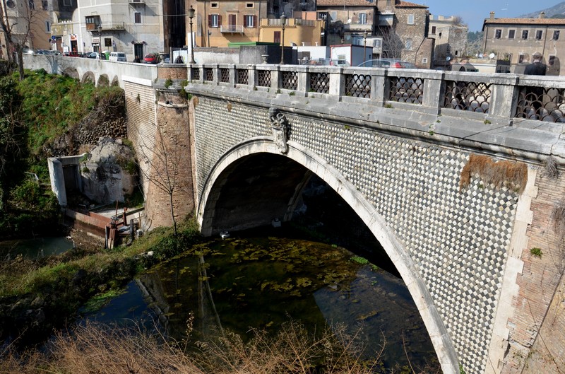 ''sembra na marana alla fine è una cascata'' - Tivoli