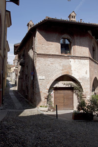 Piazza “medioevale”