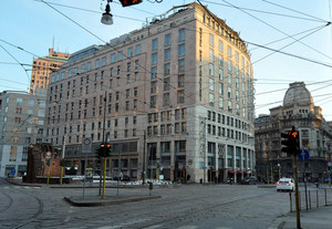 In prossimità del centro