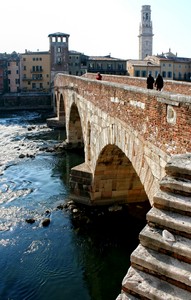 Ponte di Pietra