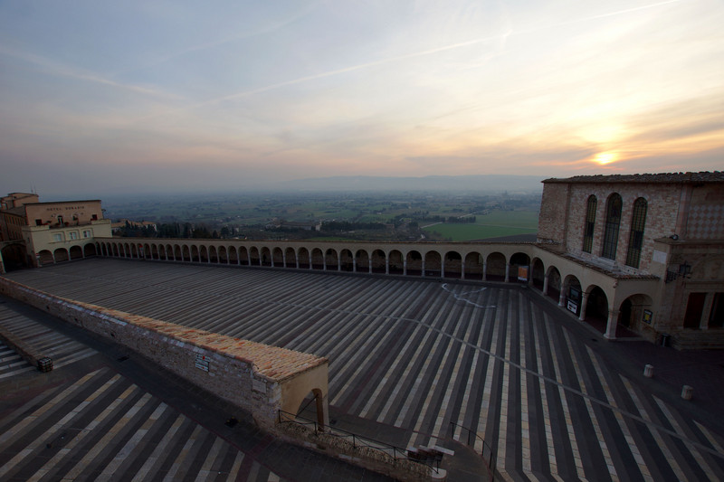 ''Tramonto in Piazza Minore'' - Assisi