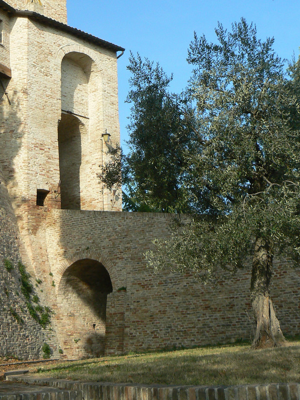 ''Ingresso al borgo'' - Montegridolfo