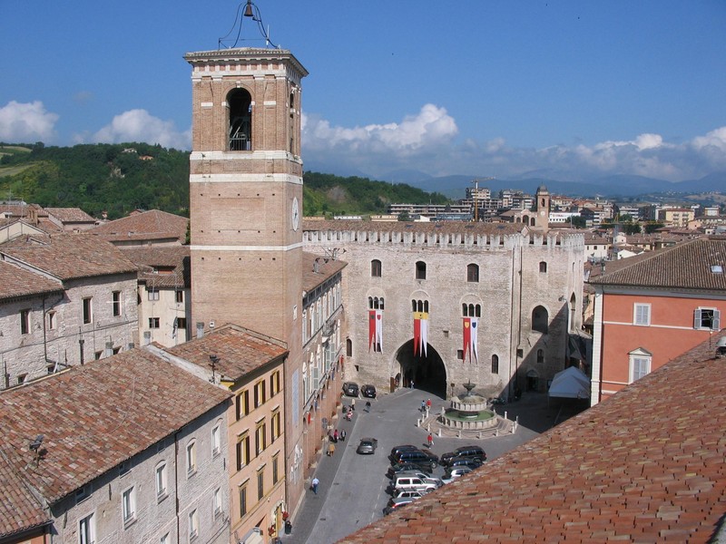 ''Piazza del Comune'' - Fabriano