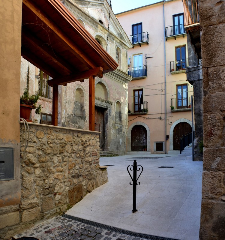 ''Una piazzetta piccola piccola : Sant’Antuono – Venafro'' - Venafro