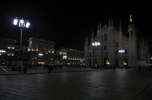 la buia notte a Milano