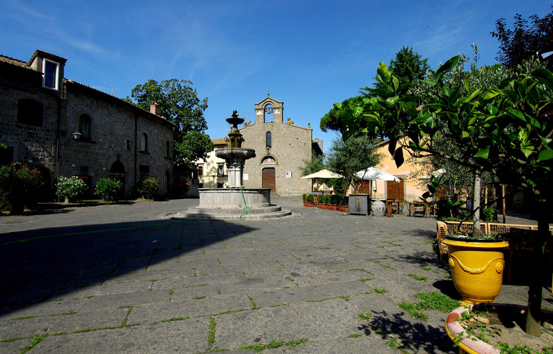 ''Gioiello di piazzetta'' - Viterbo