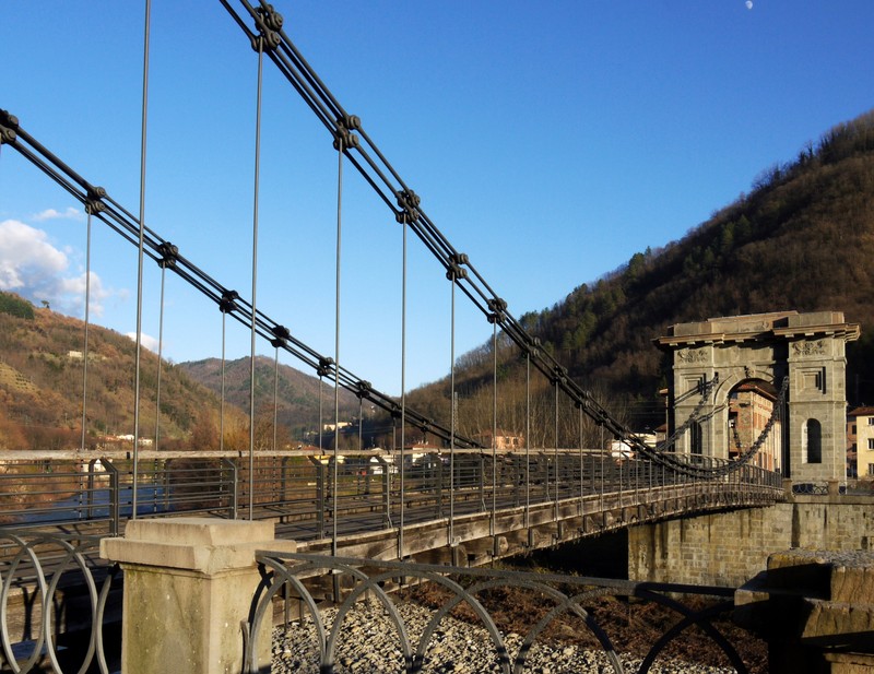 ''catene…..'' - Borgo a Mozzano