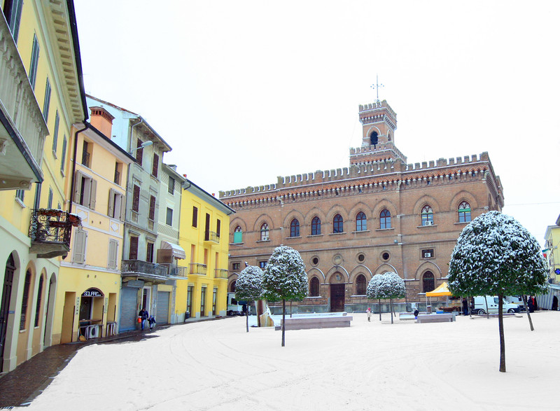 ''La piazza vecchia'' - Casalmaggiore