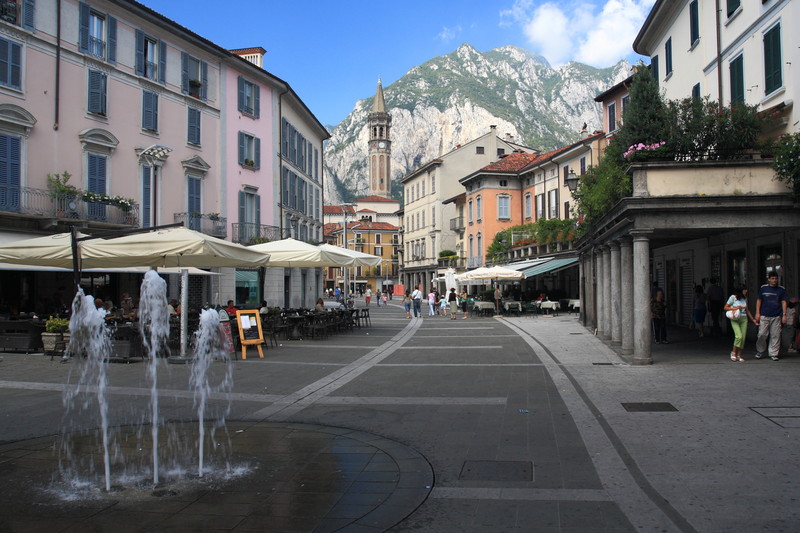 ''Piazza Venti Settembre'' - Lecco