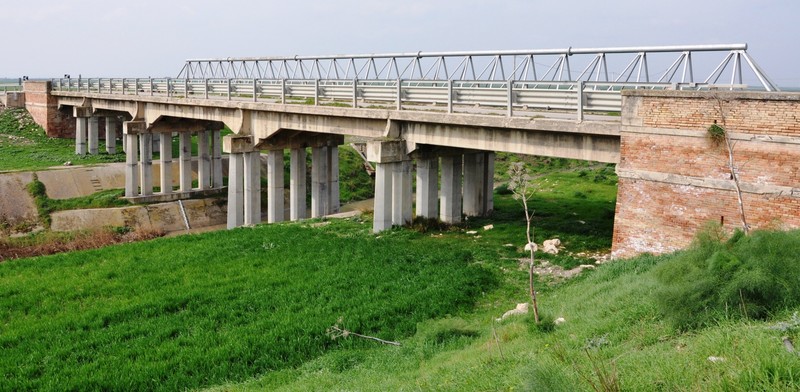''Ponte Ciccalento: è sul torrente Candelaro'' - San Marco in Lamis
