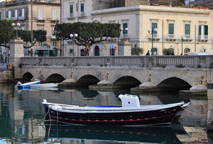 Verso l’isola