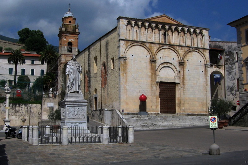 ''La piazza di Pietrasanta'' - Pietrasanta