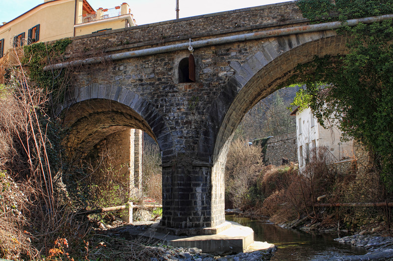 ''Dal basso'' - Pieve di Teco
