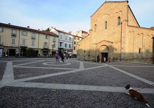 La chiesa … sotto