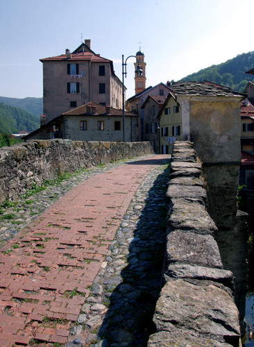 39901-586x800 39901-586x800