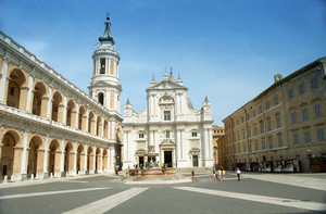 Piazza della Madonna