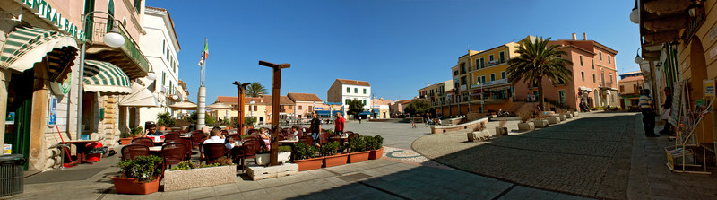 ''P.za Vittorio Emanuele'' - Santa Teresa Gallura